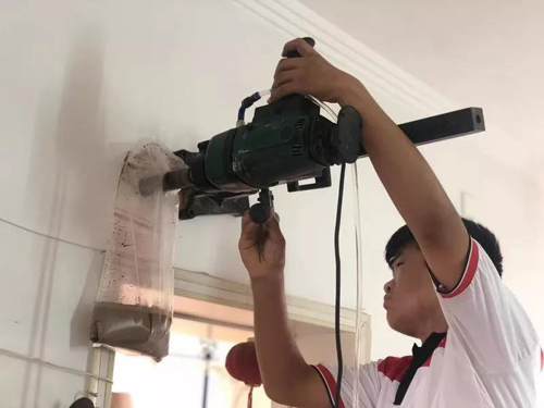 分期付款、簡(jiǎn)化手續(xù)、交叉施工…… 老舊小區(qū)供熱改造搭上“順風(fēng)車(chē)”